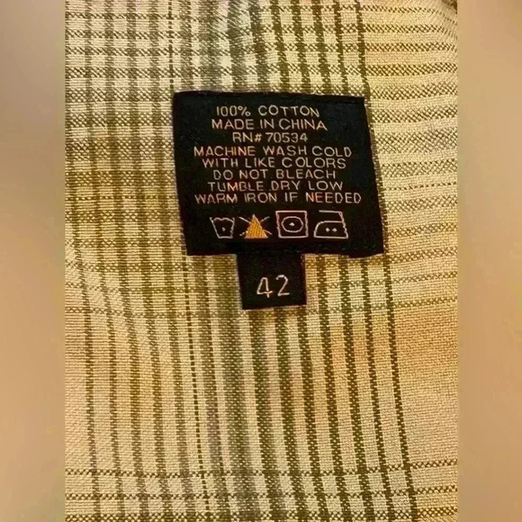 ✨Orvis Mens size 42 Tan plaid Cargo Pocket shorts - Picture 5 of 6